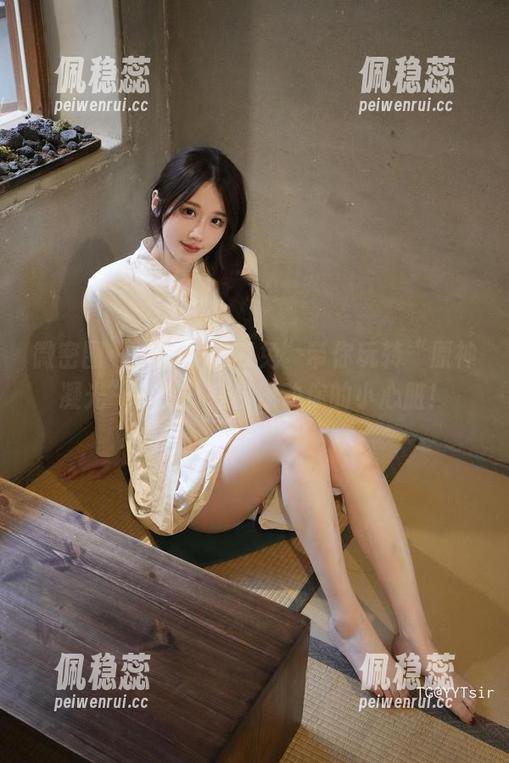 微密圈 - “轩子巨二兔”带你玩转“原神凝光”套图，轻松撩动你的小心脏！