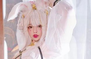 看阿寨寨ninja的神明巫女系列，美图更新，直接把我惊到了。