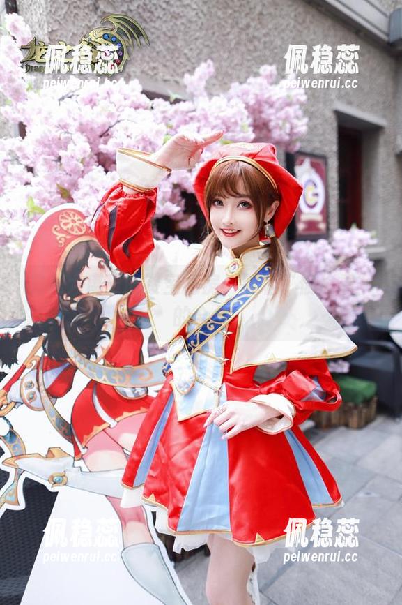 露儿大魔王 露儿大魔王的镂空私房:别名“偷偷看”的合集