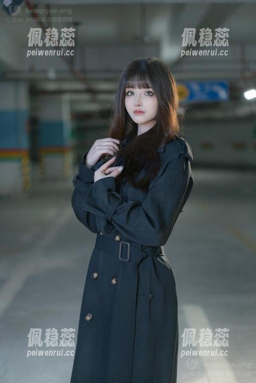 不止是浴缸，还有“鹿八岁baby”的私房图集：那些让人浮想联翩的