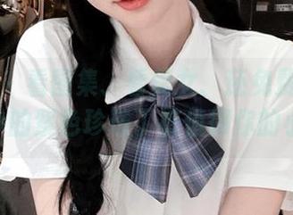 微密圈 – 看图集、看美女、还免费！黎允熙baby的紫色珍珠丁裤值得你的小心心！